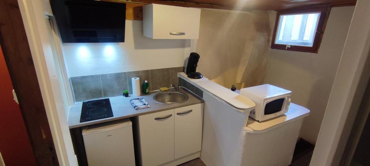 Studio Hypercentre A 2 Pas De La Gare. Appart N°3 Ажан Екстериор снимка
