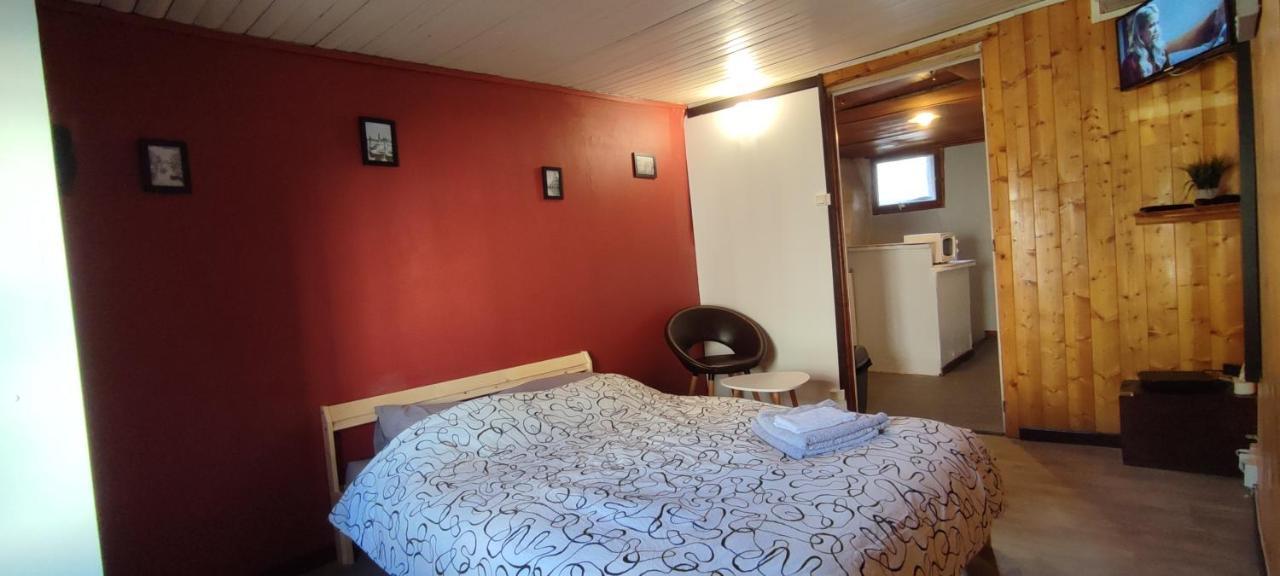 Studio Hypercentre A 2 Pas De La Gare. Appart N°3 Ажан Екстериор снимка