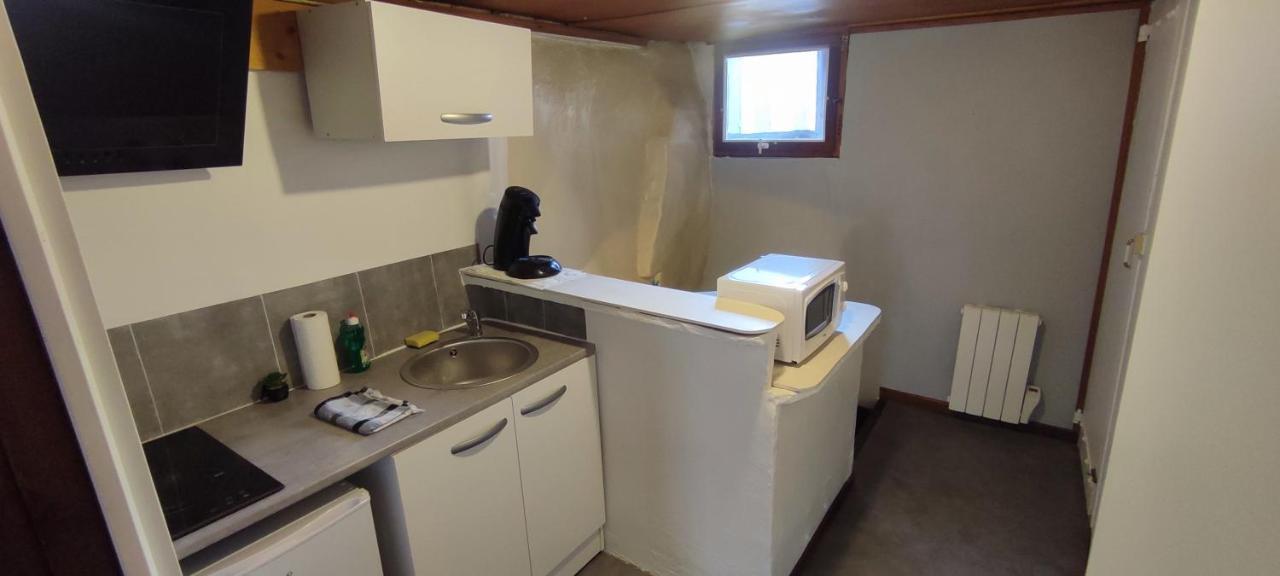 Studio Hypercentre A 2 Pas De La Gare. Appart N°3 Ажан Екстериор снимка
